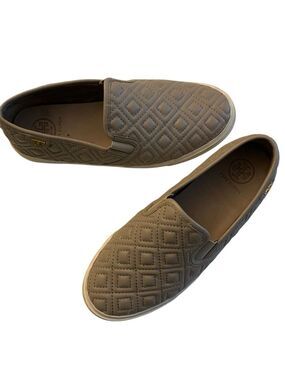 Tory Burch Jesse Quilted leather slip-on sneakers diamond pattern taupe size 8.5